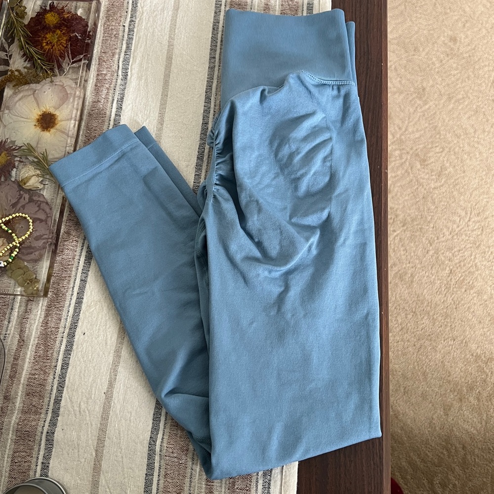 *SOLD* Aoxjox Leggings - Picture 2 of 6